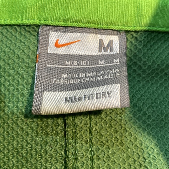 Lightweight green Nike jacket, M (8-10) - Picture 2 of 8